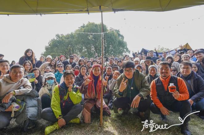 回声·硬地春赏音乐节官宣；2025天漠音乐节回归j9国际站马思唯第四张专辑《乐透人生》上线；檀谷(图17)