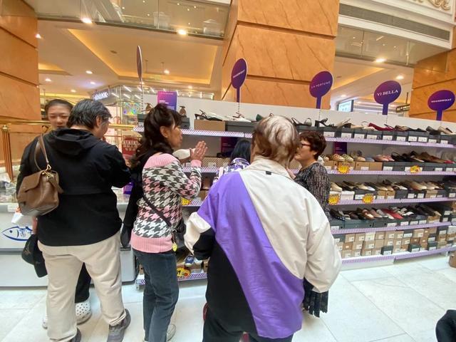 ”“五一”在家门口就能淘“外贸优品”ag九游会登录出口转内销有了“回头客